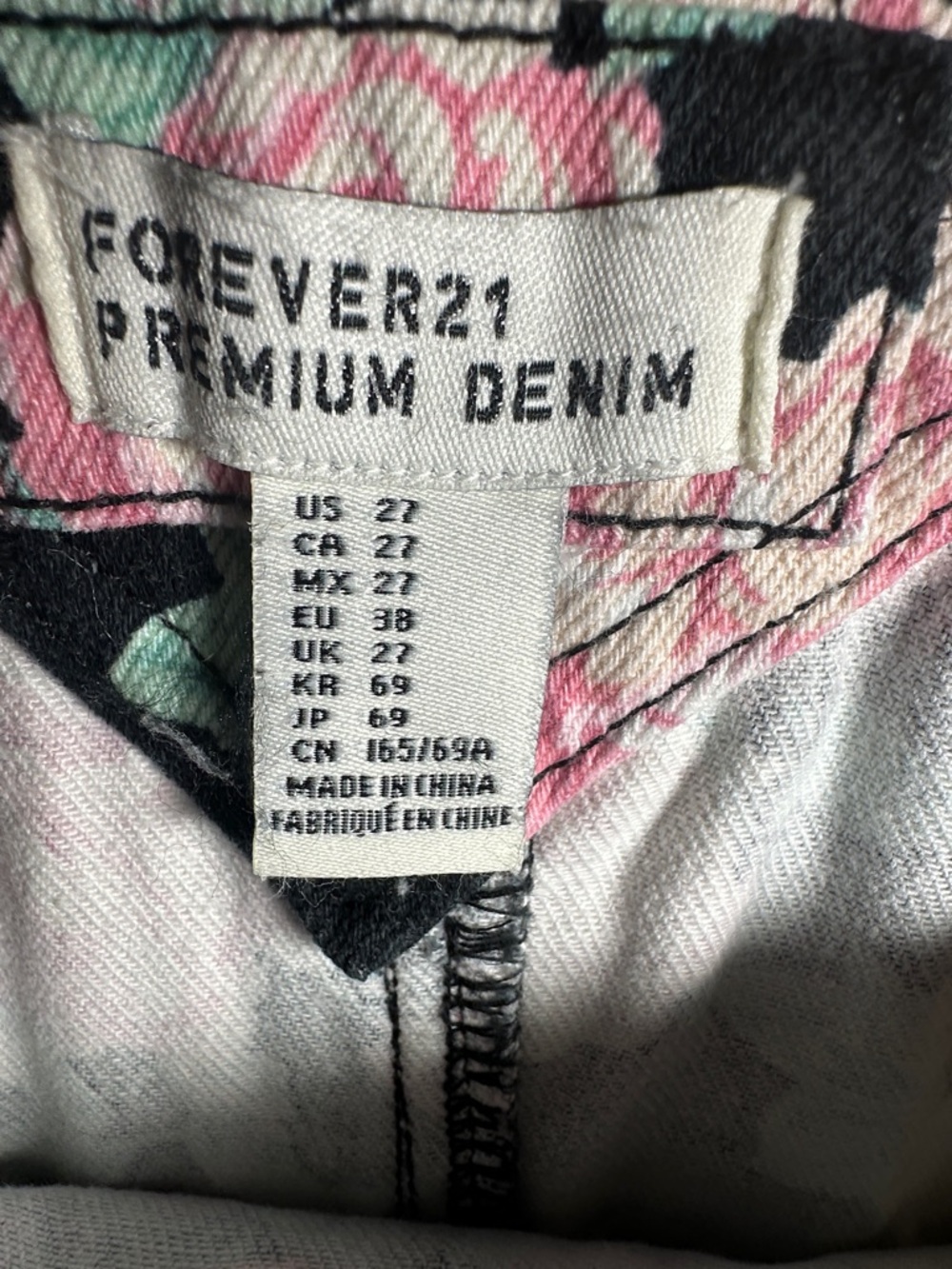 Forever 21 Black Floral Short Overalls with Pink Roses, just in time for spring! - Picture 3 of 4